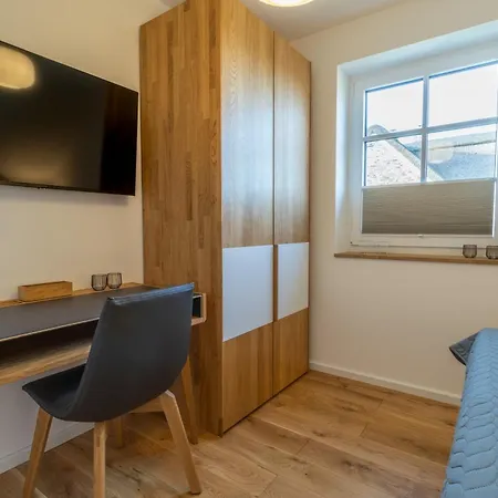 Feriehus Balticbliss Auf Ruegen - Direkt Am Golplatz Mit Sauna Und Jacuzzi